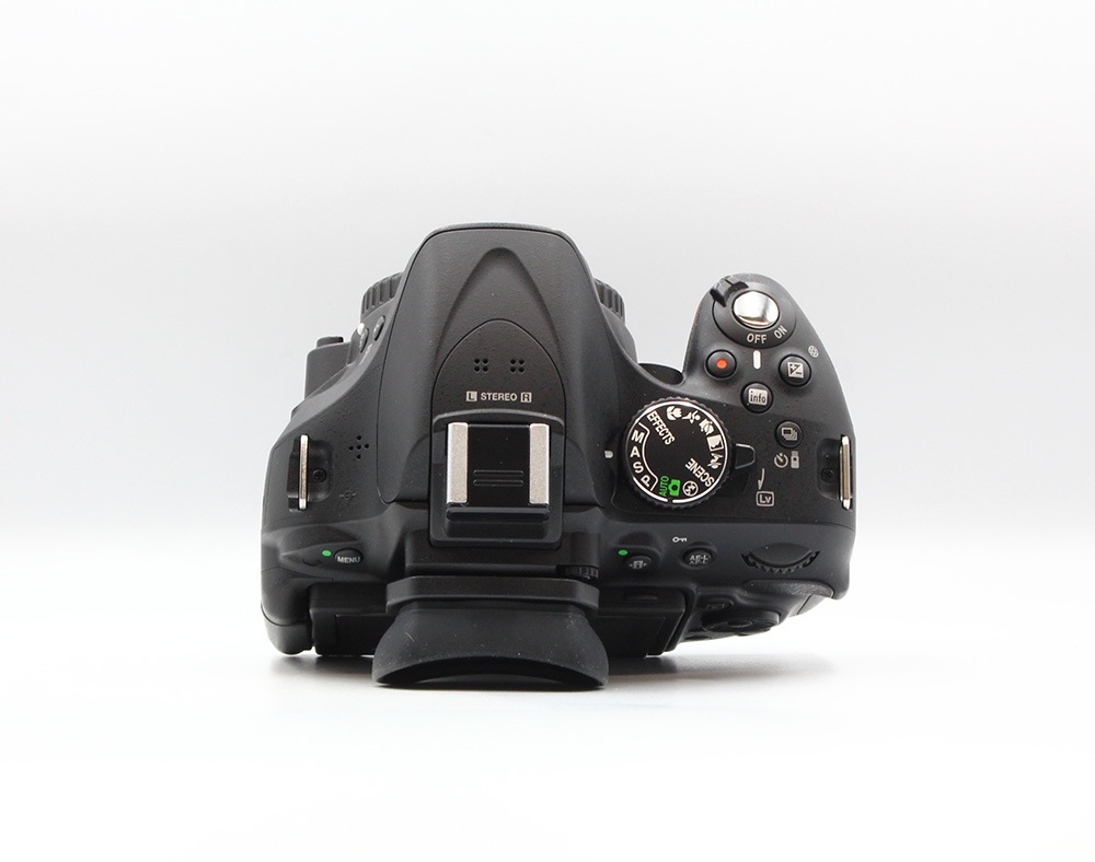 ニコン Nikon D5200 ボディ | 中古,状態,ランク AB | Saeda Direct Shop