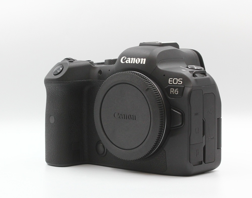 Canon EOS R6 ボディ（付属品完備・ABランク） Canon EOS R6 美品 付属品あり