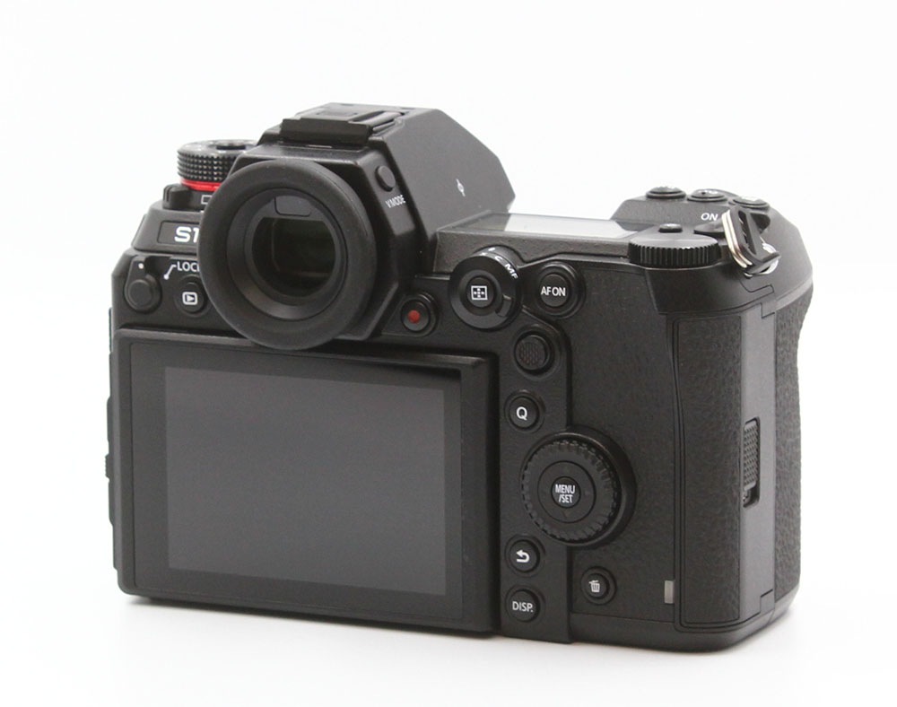 送料込み Panasonic Lumix DC-S1 ボディ パナソニック Panasonic LUMIX DC-S1 ボディ | 中古,メーカー