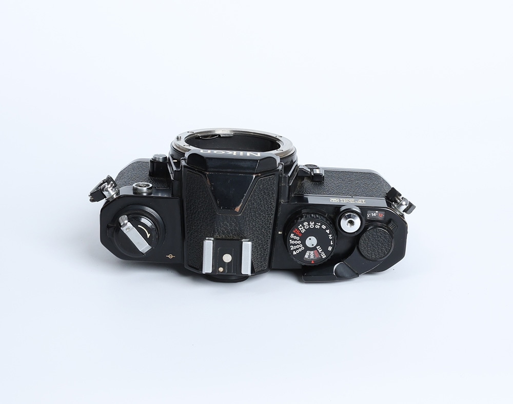 ニコン NIKON NEW FM2 ボディ b205f7ae66369395df0d99985fb1fb