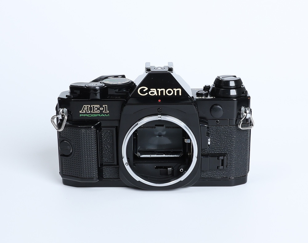 Canon/キャノン AE-1 カメラ ボディ 大人気 キヤノン CANON AE-1 シルバーボディ カメラ