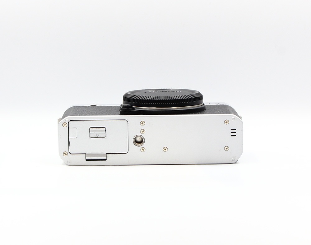 フジフイルム FUJIFILM X-E4 ボディ | 全ての商品 | Saeda