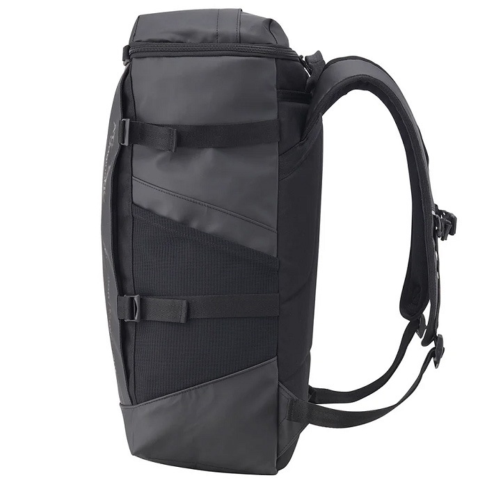 デサント ムーブスポーツ リュック バックパック スクエアバッグ30 容量30L 2025～26年秋冬継続モデル [自社]【あすつく対応】【メール便不可】 ST5SBP30U