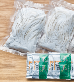 2【送料込み】【袋入り】【だし醤油・すだち果汁付き】自家製生うどん4人前(2人前×2)