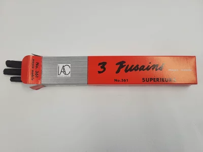 伊研　画用木炭　NO.361 クワ炭　中軸　3本入り