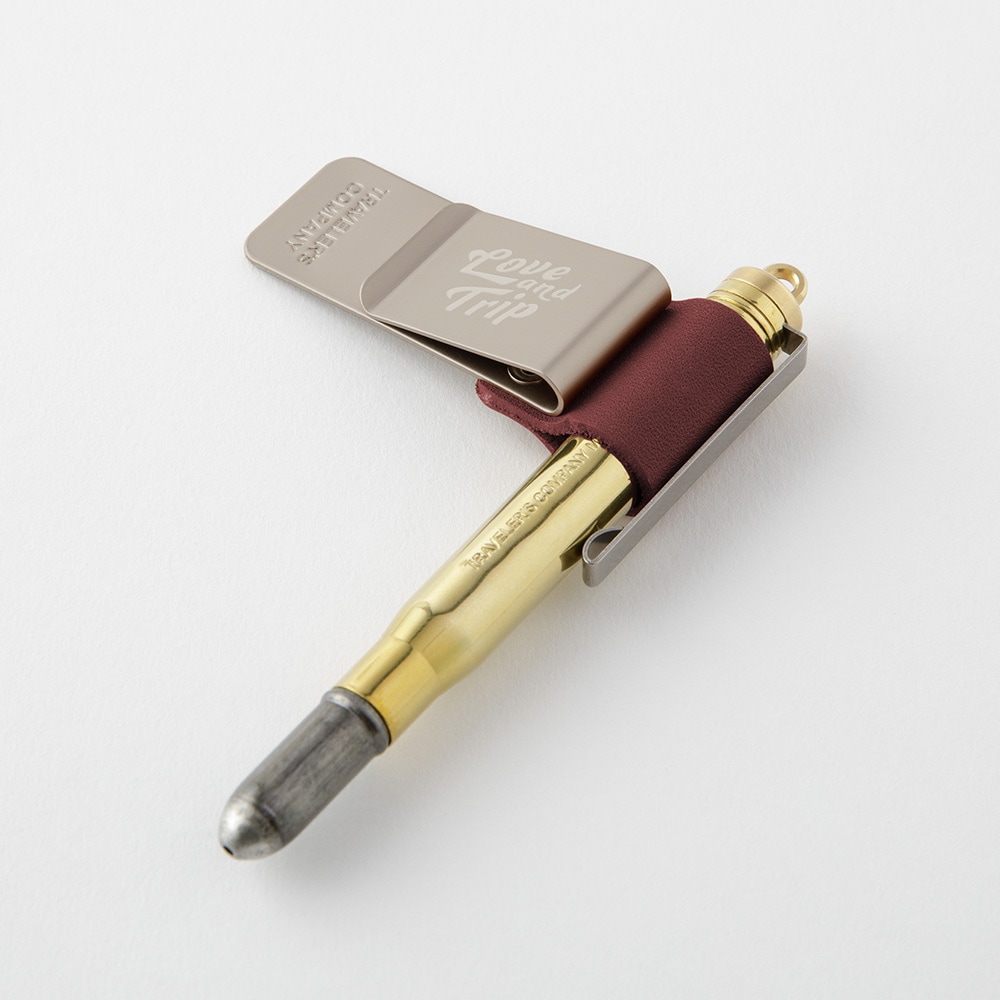 再入荷】【数量限定】 トラベラーズノート LOVE AND TRIP レッド