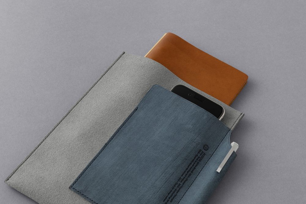 【必要最低限が持ち歩ける】 plotter プロッター 5014 レザーバインダーケース バイブルサイズ 77717912 77717913 77717914 77717915 レザーバインダーケース 【こだわりの素材コントラスト】