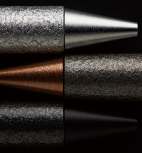 【店舗限定商品】 サクラクレパス クラフトラボ 010 ゲルインキボールペン LGB12005 ハンマートーンシルバー  ハンマートーングレー  ハンマートーンチャコール