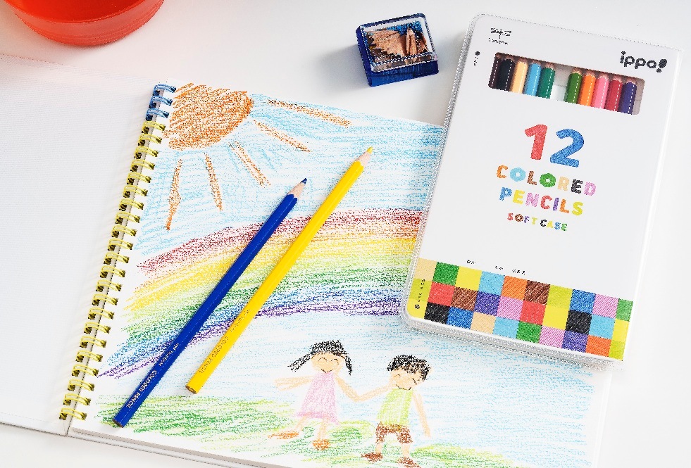 【金箔押し鉛筆名入れ無料】トンボ鉛筆 ippo! ソフトケース入色鉛筆　12色セット　CY-KC0112C