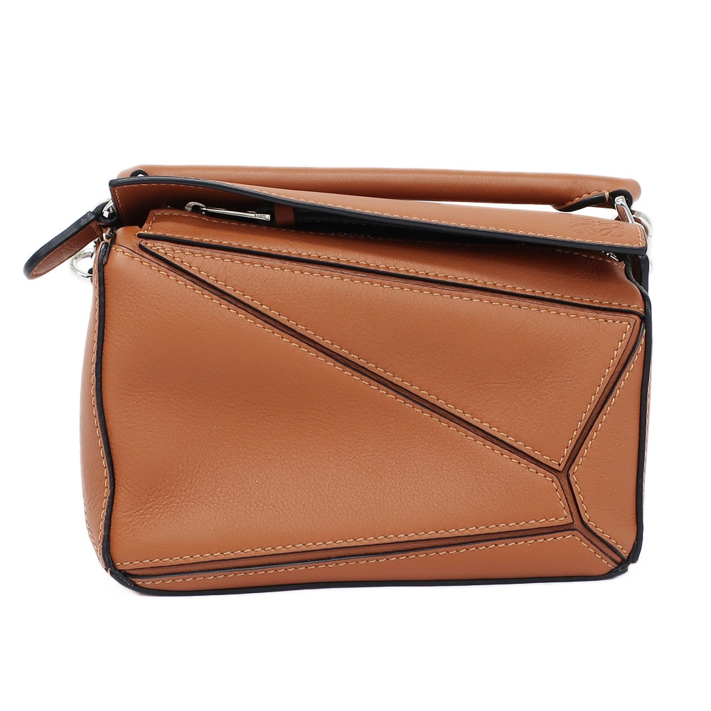 【美品】ロエベ マルチファンクショナルケース ショルダーミニバッグ レザーTAN 美品】ロエベ マルチファンクショナルケース ショルダーミニ