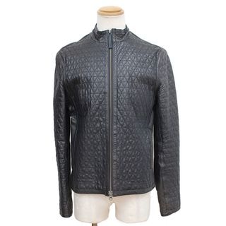 ��ŷ��ۡ�ARMANI JEANS�ۥ���ޡ��˥����� �쥶�����㥱�å� ɽ��������48 S �֥�å��� B06CF 95 N6 CA 37360 ������š�