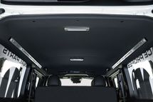 ハイエース200系 専門店 ユーアイビークルのハイエース スーパーロング