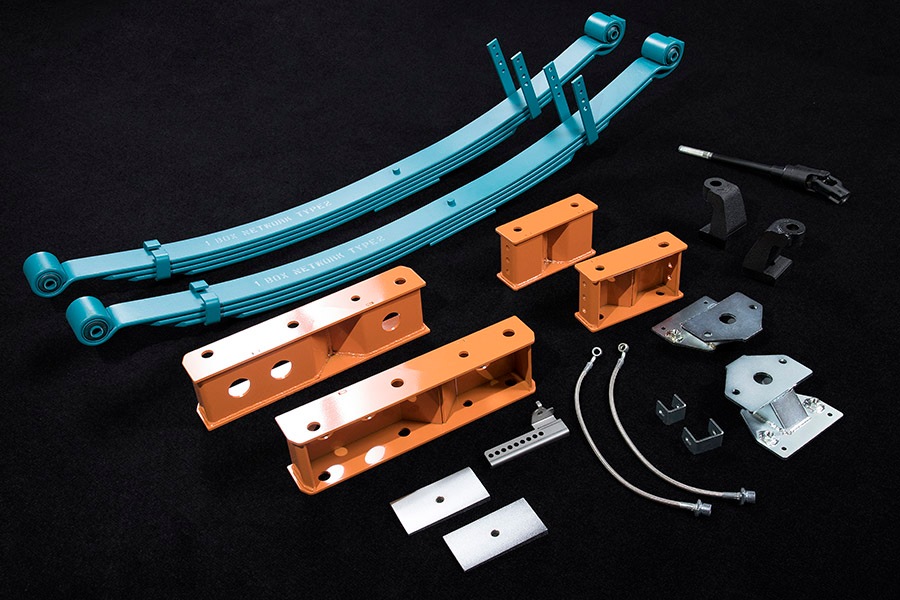 ハイエース 200系<br>2WD/4WD 標準ボディ/ワイドボディ <br>3インチリフトアップキット