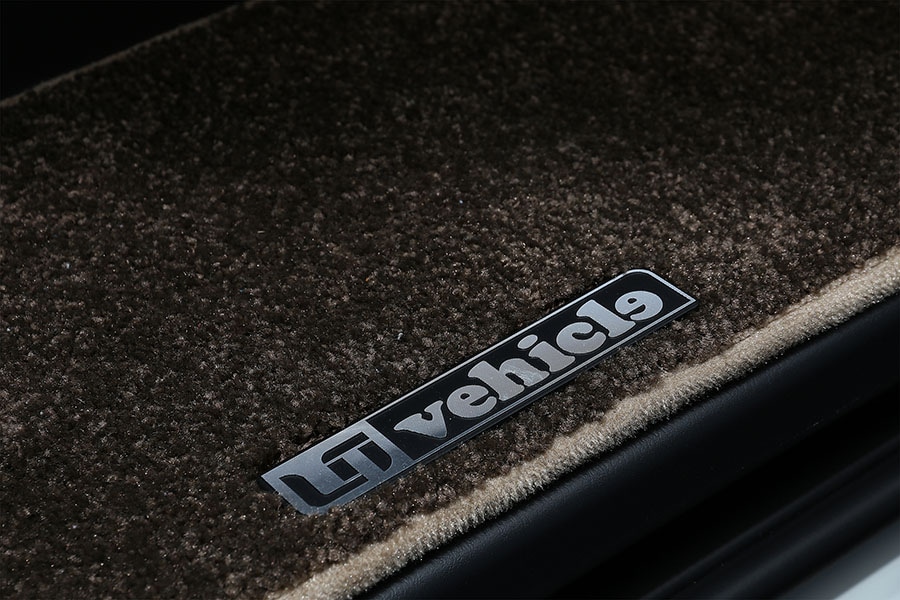 ハイエース 200系<br>スライドドアステップマット