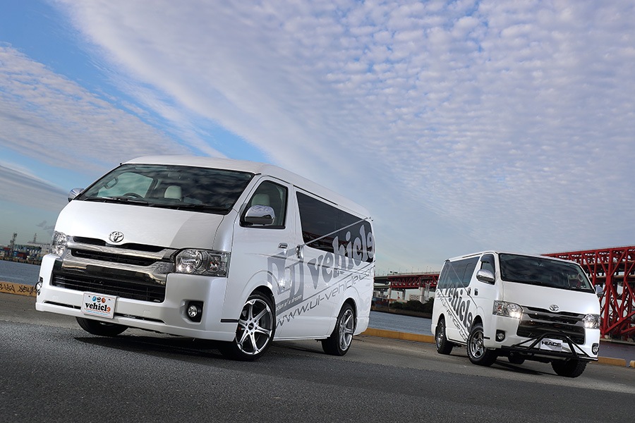 ハイエース 200系 ワイドボディ用<br>フロントリップスポイラー<br>4型〜現行モデル対応