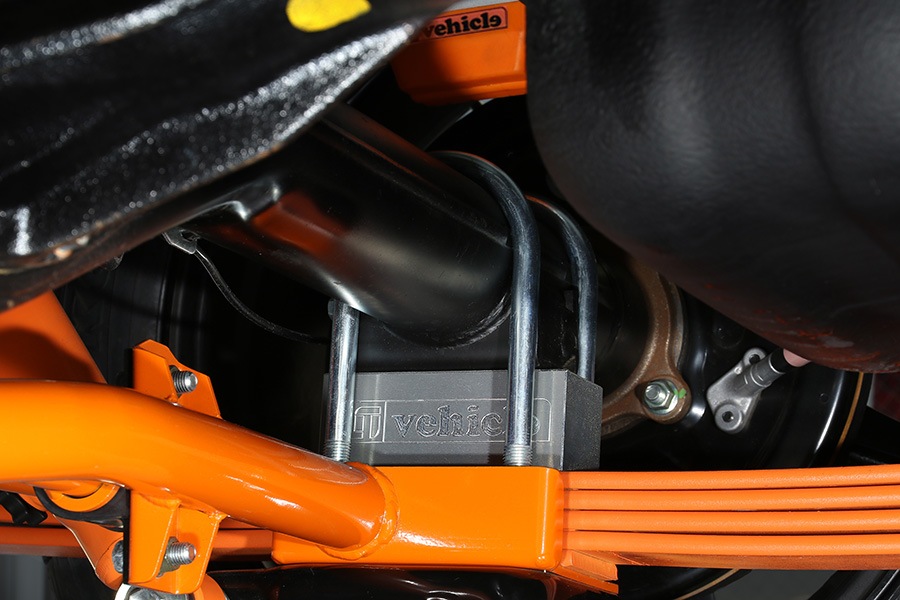 ハイエース 200系 2WD/4WD<br>リアバンプストップ