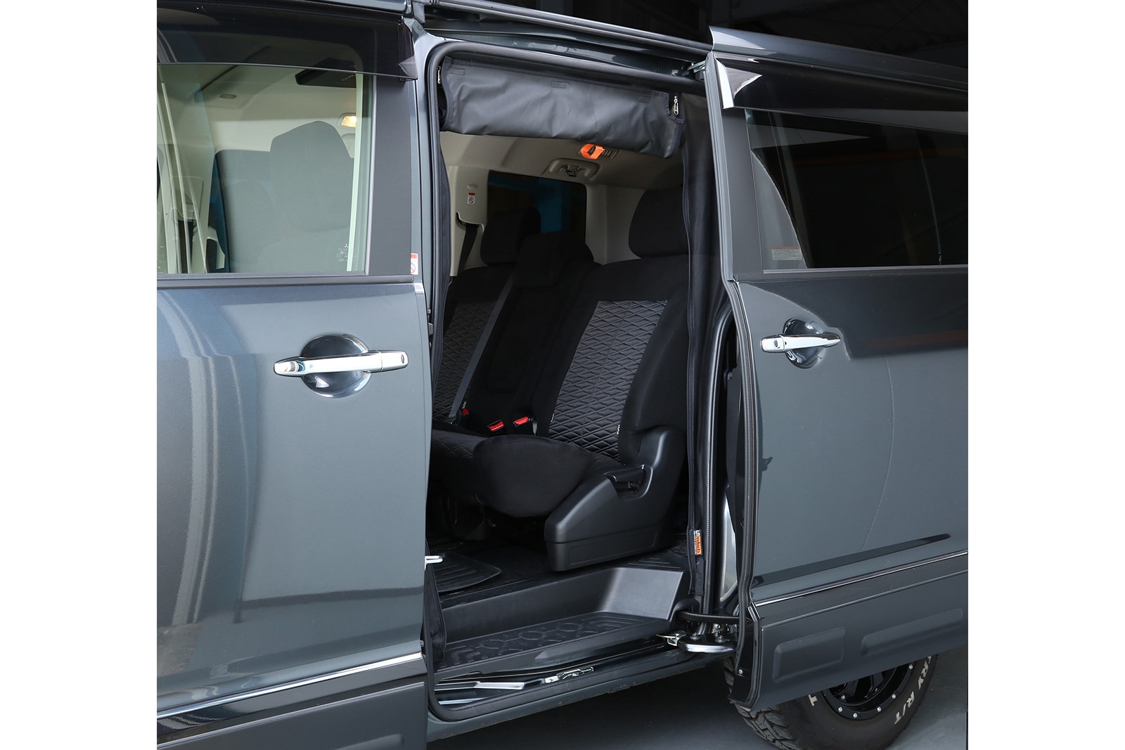 デリカD:5 後期型用 虫除け 防虫ネット サイド1面