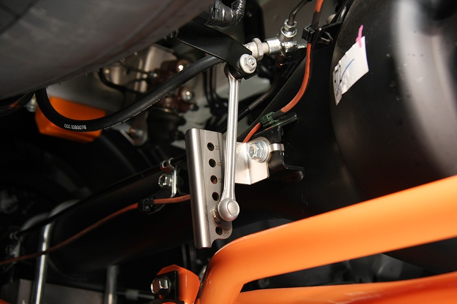 ハイエース 200系<br>メーカーオプションLED/ディスチャージ装着車用<br>オートレベライザー補正キット