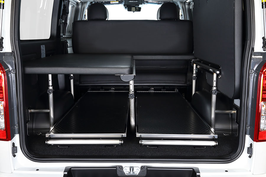 ハイエース　ユーアイビークル　スライドフロア　PJ ハイエース スライドフロア セパレートタイプ -ハイエース200系専門店