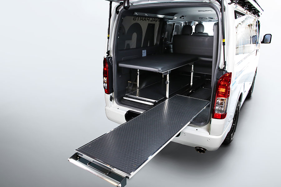 ハイエース スライドフロア セパレートタイプ -ハイエース200系専門店