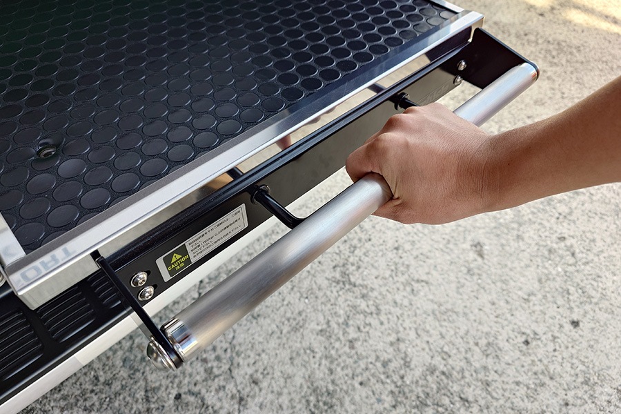 ハイエース 200系 標準ボディ用<br>スライドフロア セパレートタイプ ｰフォルドベッドキット対応モデル