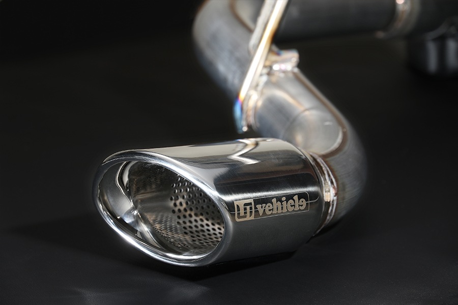 ハイエース200系<br>マフラーエンドパイプ ※標準ボディ2.8ディーゼル車用