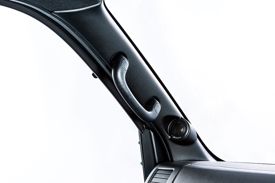 ハイエース 200系<br>Aピラー カバー