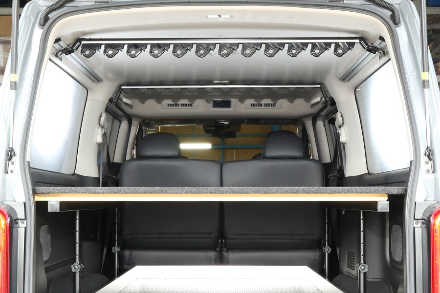 キャラバン プレミアムGX専用<br>ロッドホルダー