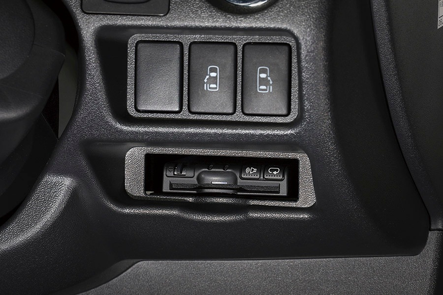 ハイエース 200系<br>ETC取付ブラケット