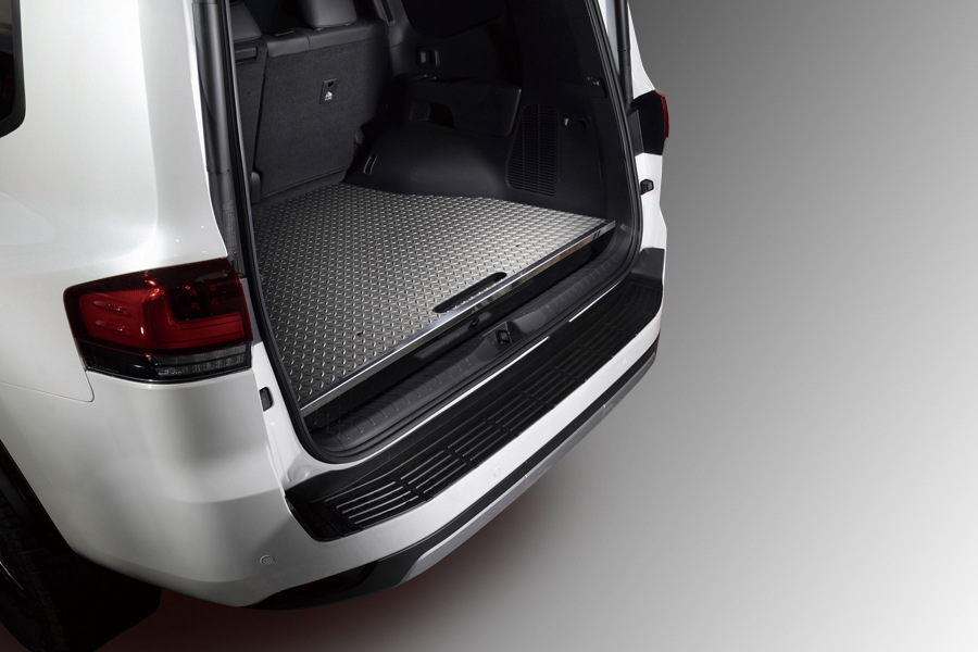 300ランドクルーザー スライドフロア ユーアイビークル ヴァンツアラー