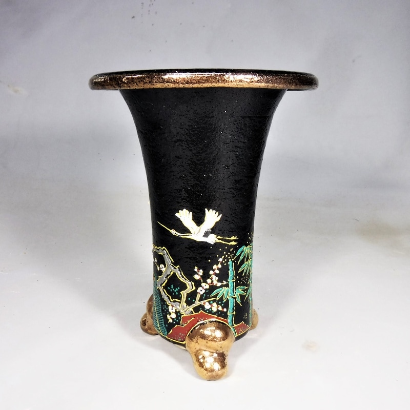 錦鉢（21）愛楽園4．3寸、亘作 | 春蘭・富貴蘭WEB通販 三香園