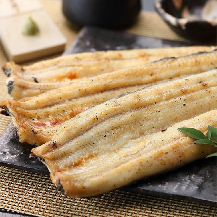 冬ギフト 御祝 ◎  優秀味覚賞★国産鰻蒲焼き 白焼き 各2枚セット 【うなぎの井口】