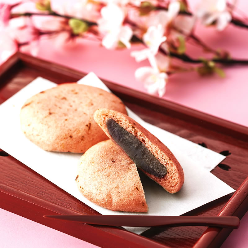 4月4日最終出荷〇 桜の香り！ もちもち 桜まんじゅう 6個 熱海温泉 黒麦まんじゅう本舗 【伊豆・村の駅】 【9800円以上送料無料対象（常温）】 【短冊熨斗シール対応可】