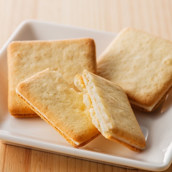 御礼 御祝 お土産定番◎ はちみつクッキーとバター風味のチョコレートのラングドシャ（20枚入り）【9800円以上送料無料対象（常温）】【伊豆・村の駅】【短冊のし対応可】