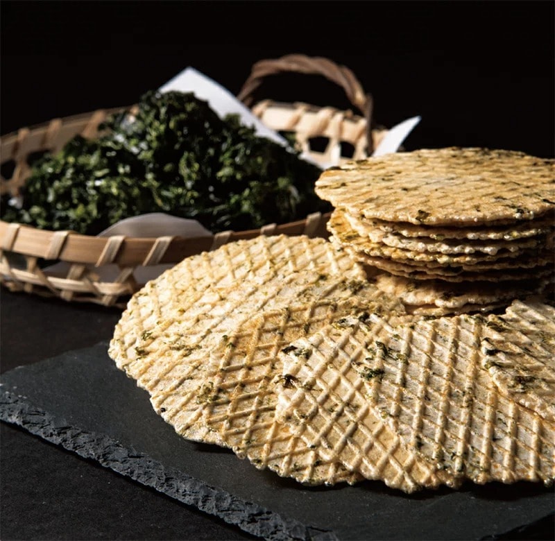 プチギフト 御祝い ノンフライ製法 サクサク食感♪ あおさなのさ煎餅 20枚入り 【9800円以上送料無料対象（常温）】 【伊豆・村の駅】 　【短冊のし対応可】