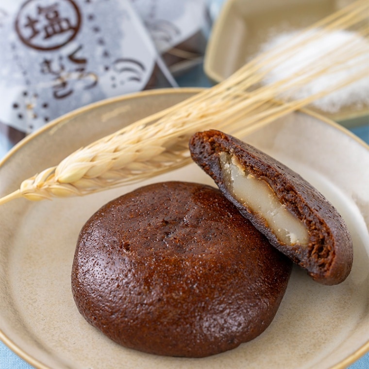 【夏季限定】 塩味黒麦まんじゅう 6個 熱海温泉 黒麦まんじゅう本舗 8月22日最終出荷【伊豆・村の駅】 【9800円以上送料無料対象（常温）】 【短冊熨斗シール対応可】