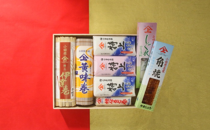 6771円 中華のおせち贈り物 かまぼこ 小田原 山上 蒲鉾 特上蒲鉾 白 2本特選蒲鉾 紅 1本特上 伊達巻 1本姫 黄味巻 なると巻 1本 創業明治十一年 蒲鉾屋 の こだわりの蒲鉾です 雅G-8 特上バージョン 6771円 中華のおせち贈り物 かまぼこ 小田原 山上 蒲鉾 特上蒲鉾 白 2本特選蒲鉾 紅 1本特上 伊達巻 1本姫 黄味巻 なると巻 1本 創業明治十一年 蒲鉾屋 の こだわりの蒲鉾です 雅G-8 特上バージョン