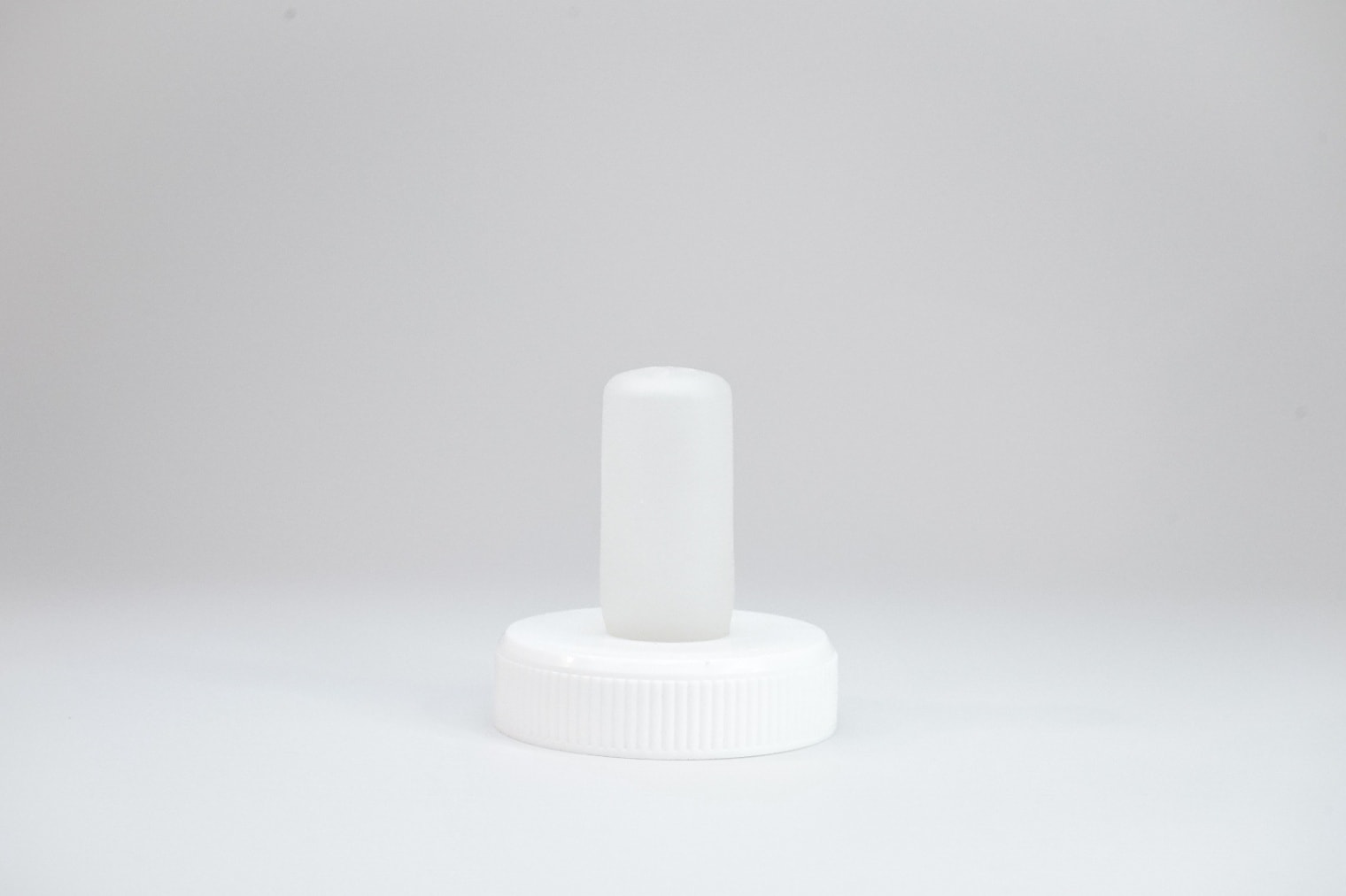 哺乳瓶用乳首(3つ穴式)乳白色(10個1セット)