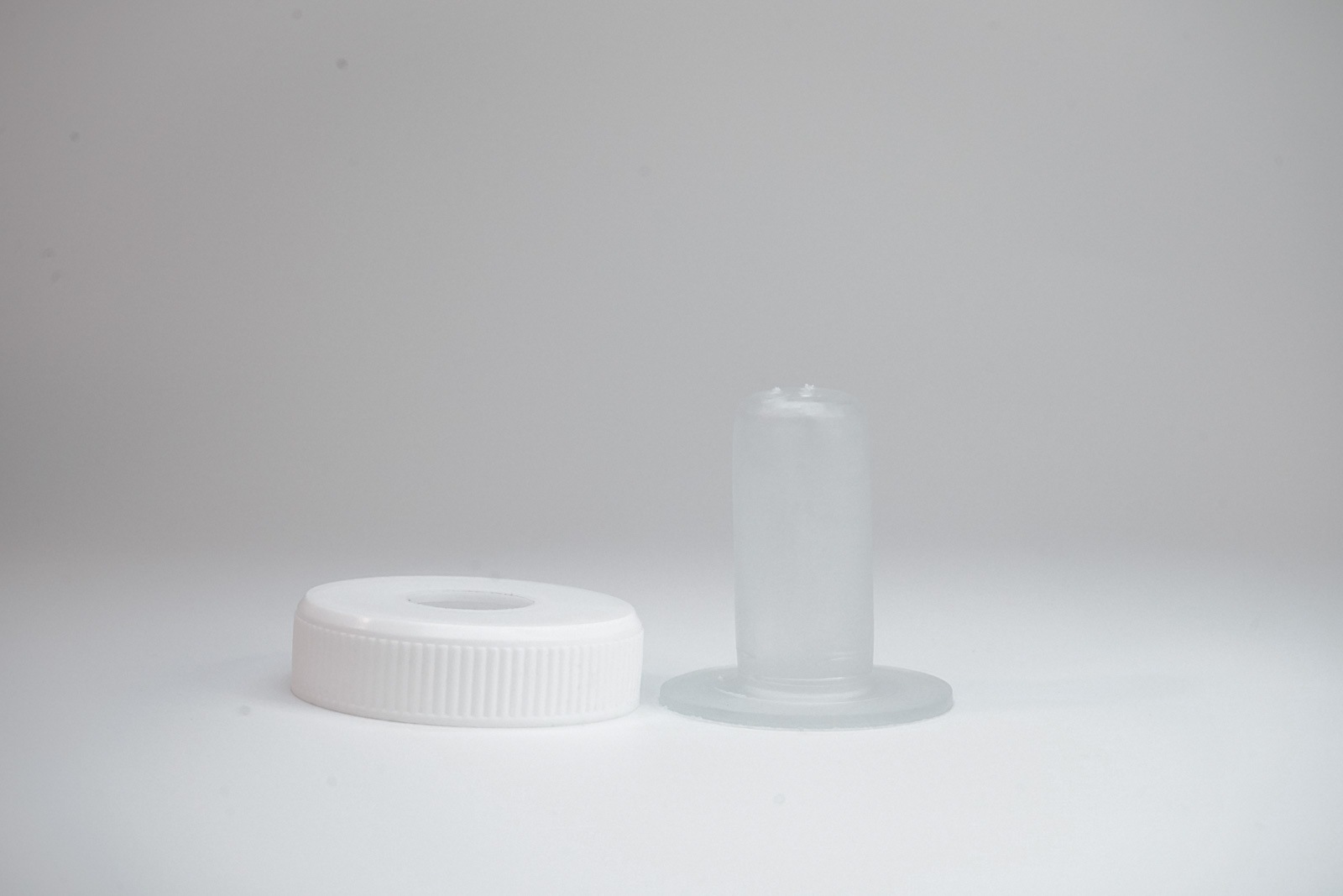 哺乳瓶用乳首（３つ穴式）無色透明（10個1セット）