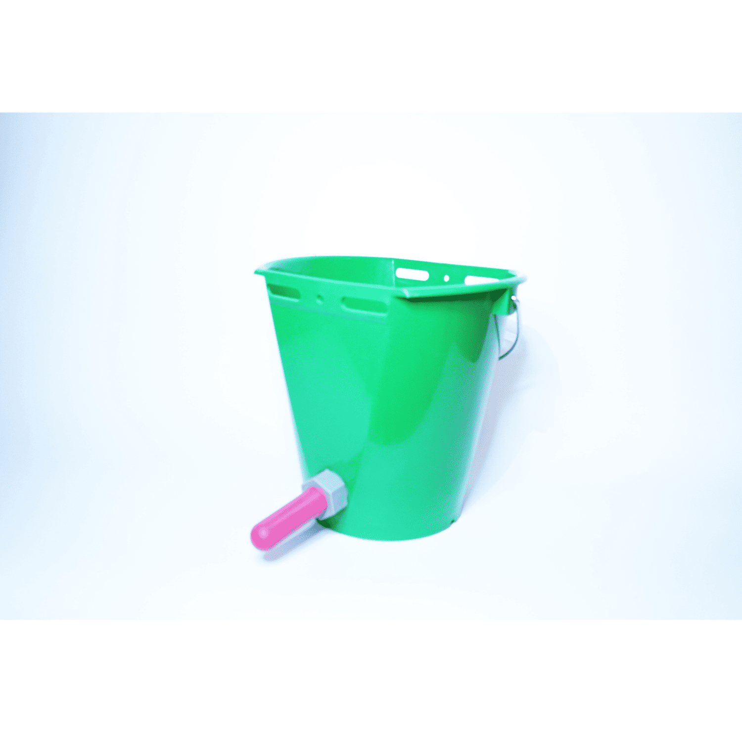 取っ手付き哺乳バケツ 8L（１つ穴）【３個セット】