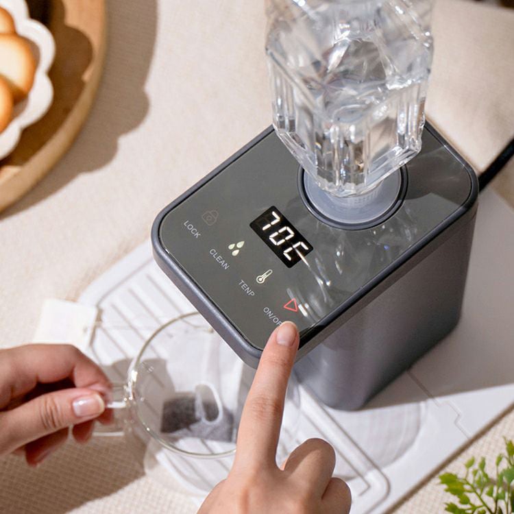 plus more プラスモア ペットボトル式 ホットウォーターサーバー