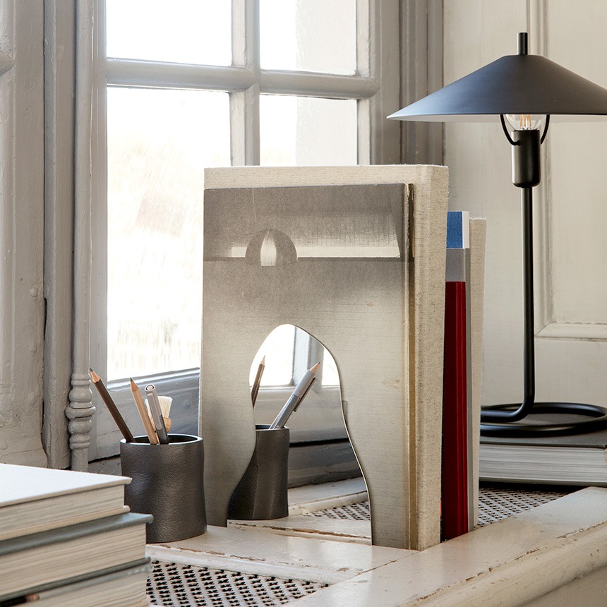 ferm LIVING �ե������ӥ� Pond �֥å������ �������å�  Mirror Polish   �̲� ���� ������� ��ê ʸ�� ����ƥꥢ���� ���֥��� ��ʪ ���� �ץ쥼��� ���ե� �������� �ܹ��� �ɽ� �ǥ�������