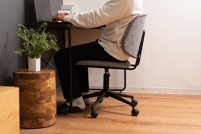 �ǥ��������� �ե��֥�å�