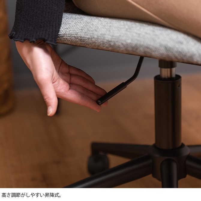 �ǥ��������� �ե��֥�å�