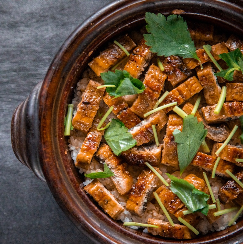 【サイズ不揃いお買得パック】鹿児島鰻養殖場産うなぎ蒲焼き1kg(4～6尾)