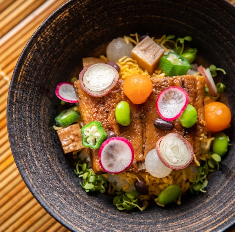 【サイズ不揃いお買得パック】鹿児島鰻養殖場産うなぎ蒲焼き1kg(4～6尾)