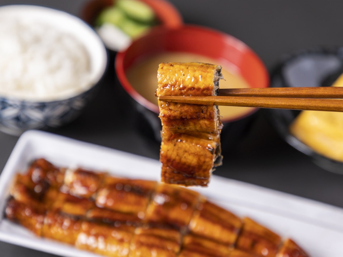 うなぎ蒲焼中国産長焼き35尾 うなぎ蒲焼き（35尾サイズ） 【業務用食材の仕入れなら八面六臂】