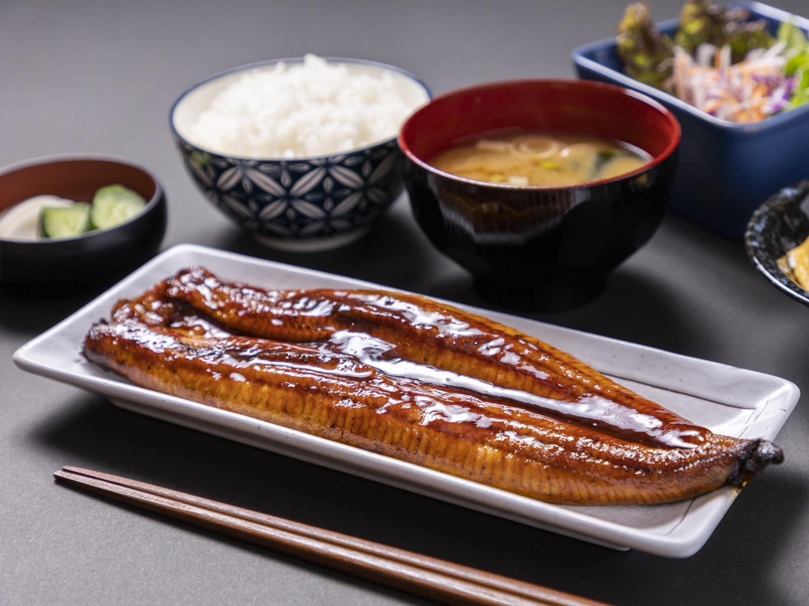 うなぎ蒲焼の業務用仕入れ・卸売 | ISO認証工場直送 | 株式会社ウナソカゴ