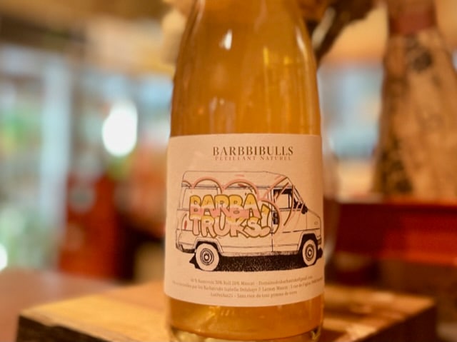 バルビブルズ 2021（Barbibulls 2021）白微発泡