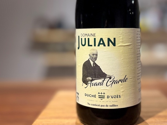 ラヴォン・ギャルド 2024（L'avant Garde 2024）赤